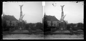 Monument aux morts de Levier, vue prise d'en face.