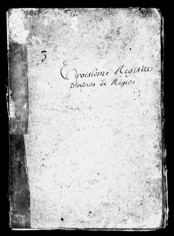 registre d'enregistrement des arrêtés et décisions du Conseil, ordres de la Compagnie, du directeur et autres employés supérieurs (1772 - 1784)