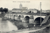 Dole (Jura). Le grand pont sur le Doubs.