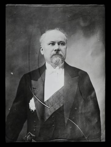Reproduction d'un portrait du président de la République française Raymond Poincaré.
