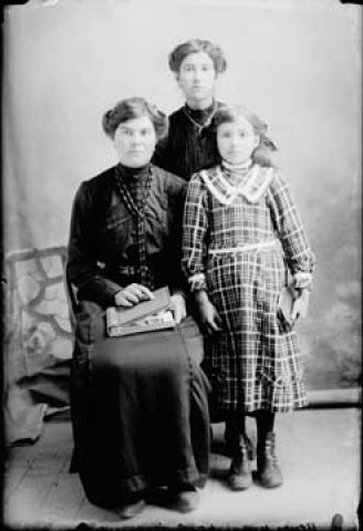 Famille Henri Marendet. Cuvier