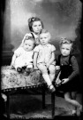 Quatre enfants M. Bief-du-Fourg