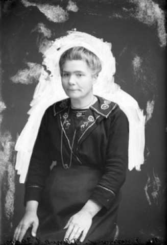 Une femme Poussard. Plénise