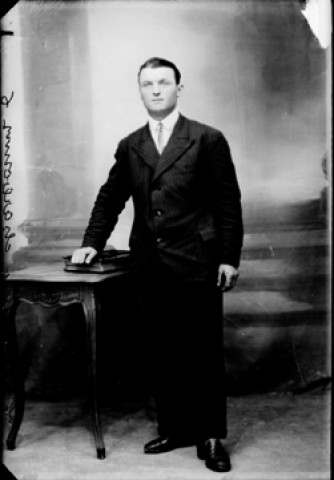 Trebos Albert. Charbonny