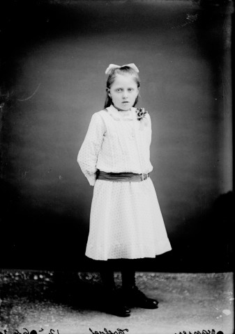 Une enfant Jeanier. Trébief