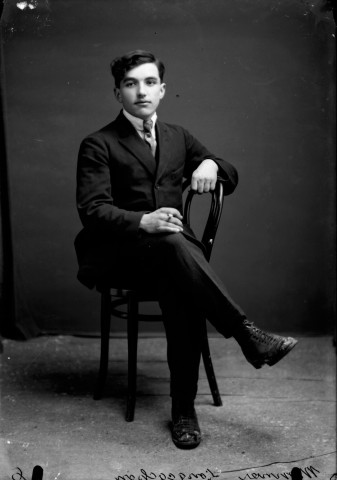 Monsieur Monnier. Longcochon