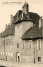 Poligny (Jura). l'ancien hôtel de Reculot (XIIIème et XVIIIème siècles). M.F. Vuillermet.
