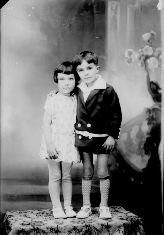 Deux enfants J. Longcochon