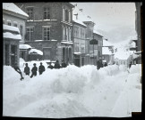 Reproduction d'une vue intitulée "Grande rue en hiver".
