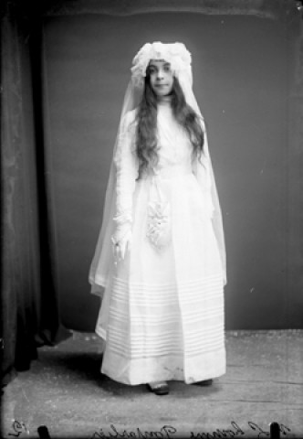 Communiante Lhomme. Pontarlier