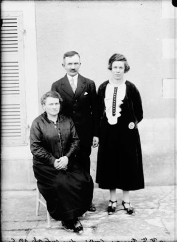 Famille Fumey. Entre-deux-Monts