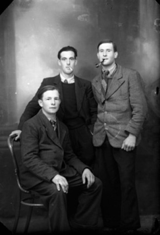 Trois hommes Jean Chapeau. Cerniébaud
