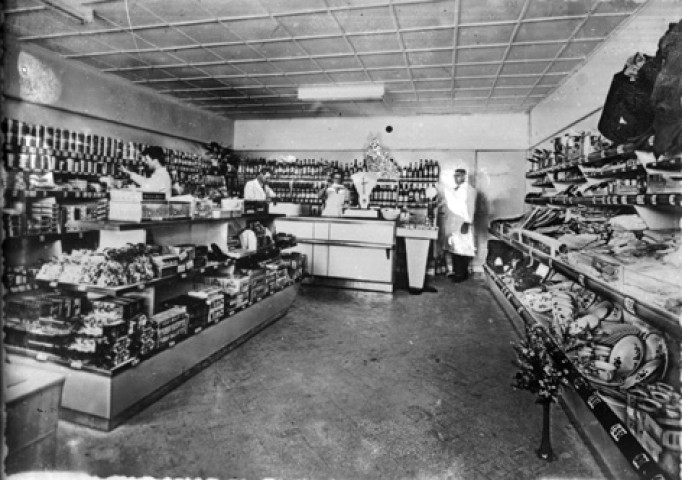 Intérieur d'une épicerie