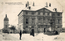 Champagnole (Jura). La ville sous la neige, hôtel de ville et château d'eau. Bolle.