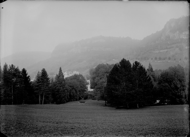 Vue des alentours. Vaux-sur-Poligny