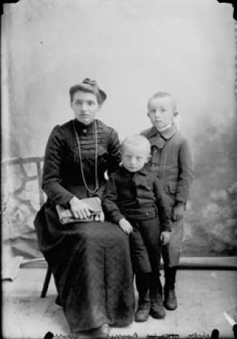 Famille Victor Rousset. Arsure